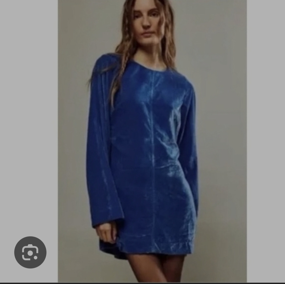 Free People Elegant Blue Open Back Velvet‎ Dress